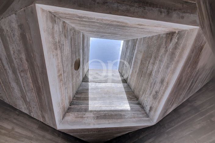 Image No.21-4 Bed House for sale