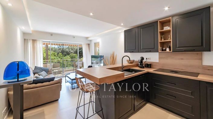 Image No.4-Apartment for sale