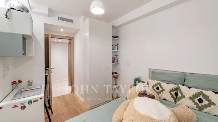 Image No.6-Apartment for sale