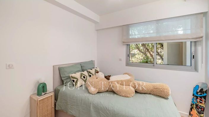 Image No.7-Apartment for sale