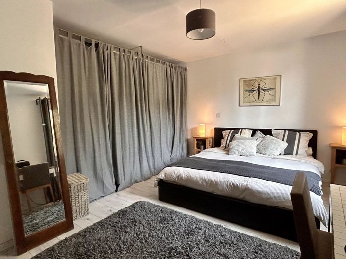 Image No.10-4 Bed House for sale