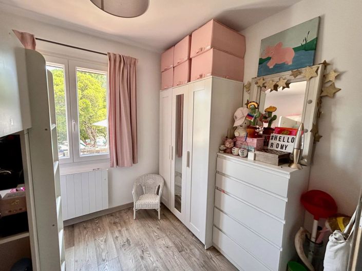 Image No.13-4 Bed House for sale