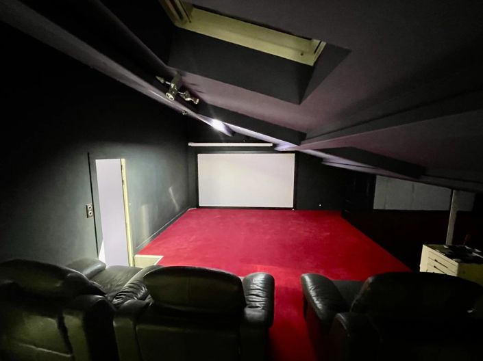 Image No.9-4 Bed House for sale