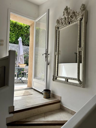 Image No.12-2 Bed House for sale