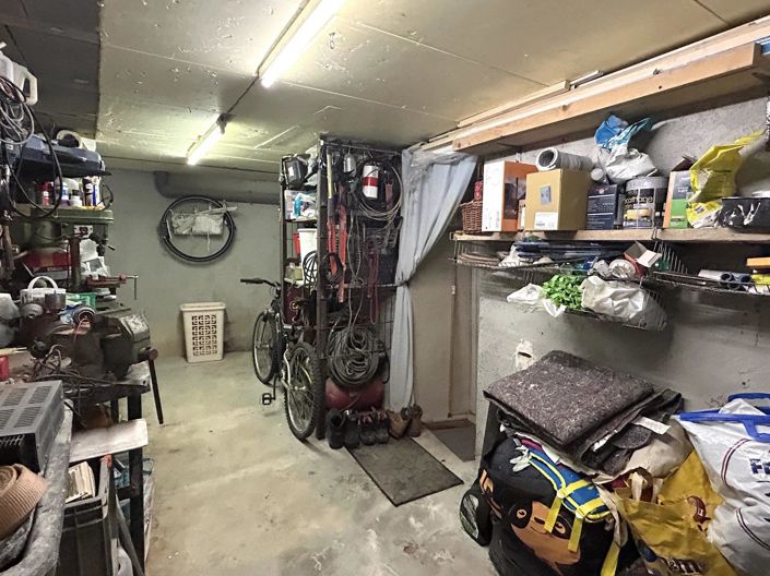 Image No.21-2 Bed House for sale