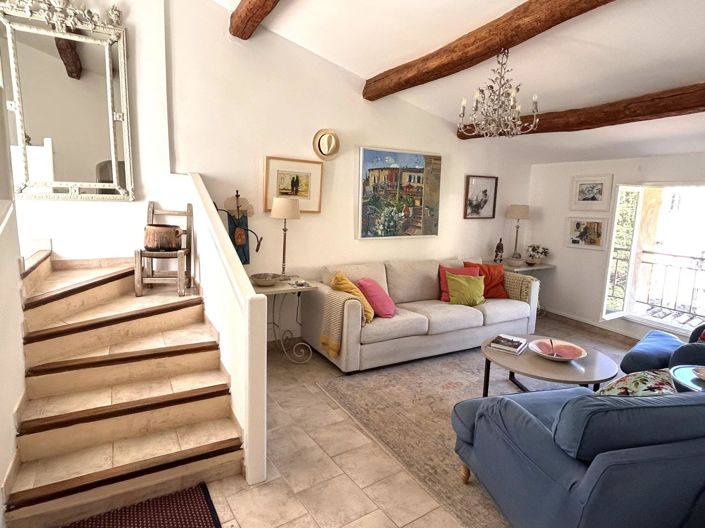 Image No.5-2 Bed House for sale