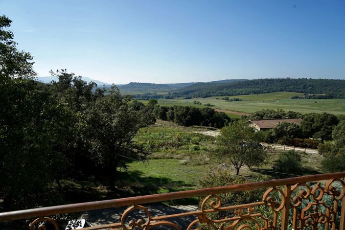 Image No.30-6 Bed House for sale