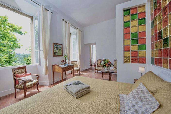 Image No.5-6 Bed House for sale