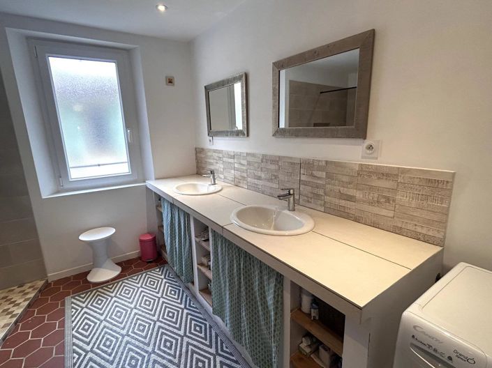 Image No.16-3 Bed House for sale