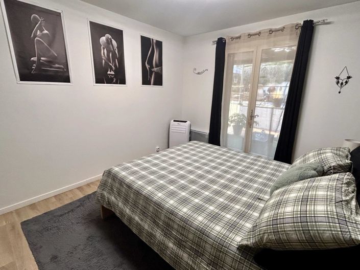 Image No.12-3 Bed House for sale