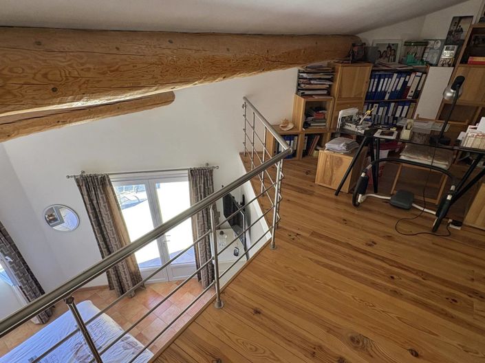 Image No.12-4 Bed House for sale