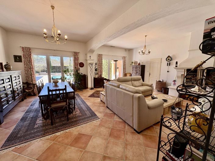 Image No.14-4 Bed House for sale