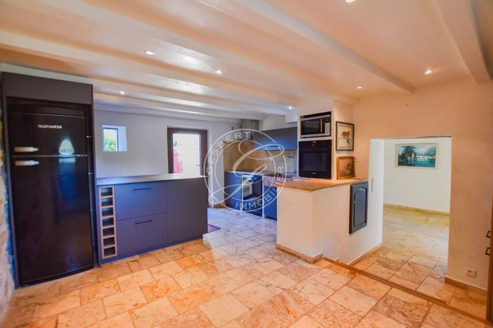 Image No.10-2 Bed House for sale