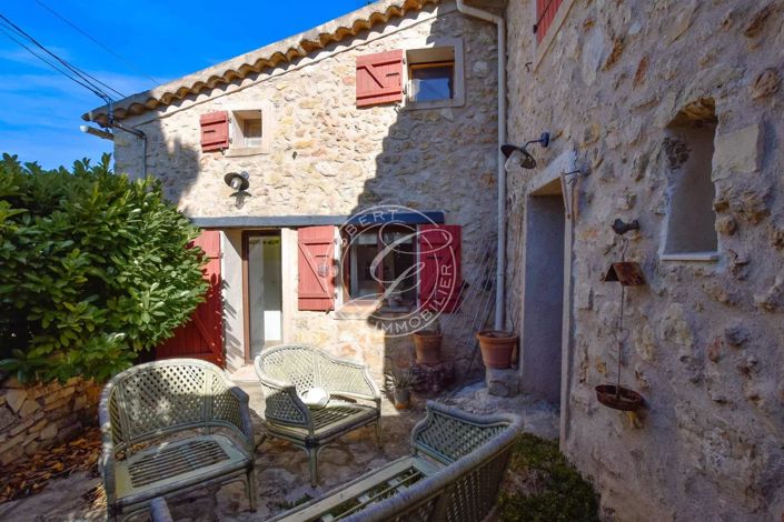 Image No.13-2 Bed House for sale