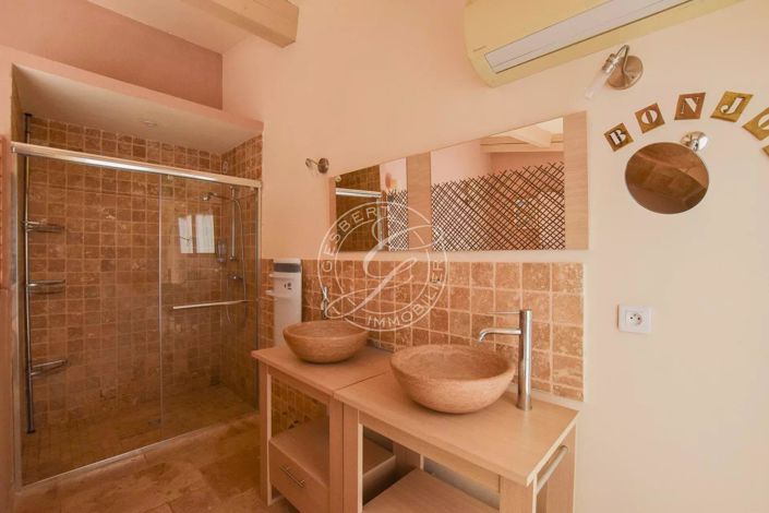 Image No.15-2 Bed House for sale