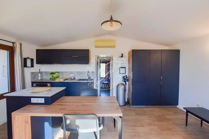 Image No.24-2 Bed House for sale