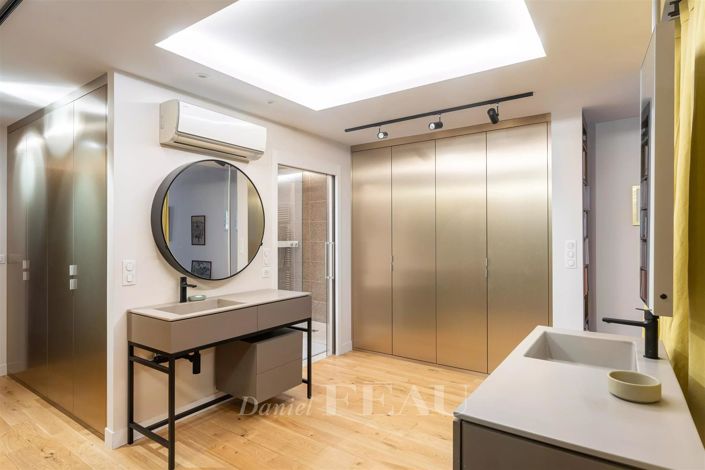 Image No.16-Maison de 5 chambres à vendre à Paris