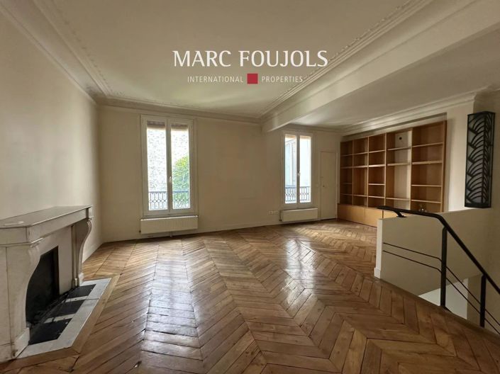 Image No.1-3 Bed Apartment for sale