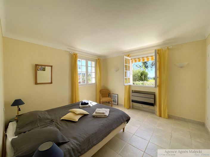 Image No.12-4 Bed House for sale