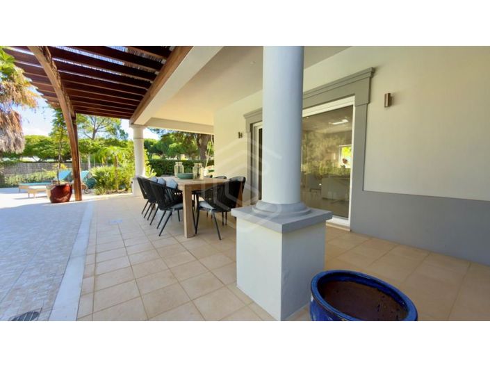 Image No.30-4 Bed House for sale