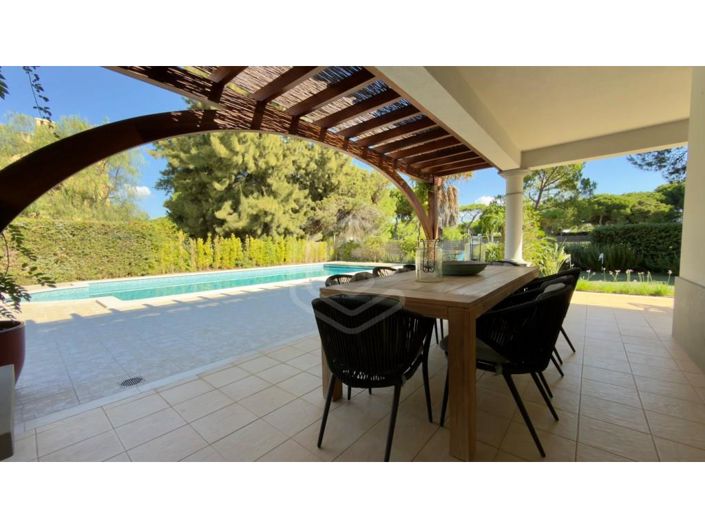 Image No.31-4 Bed House for sale