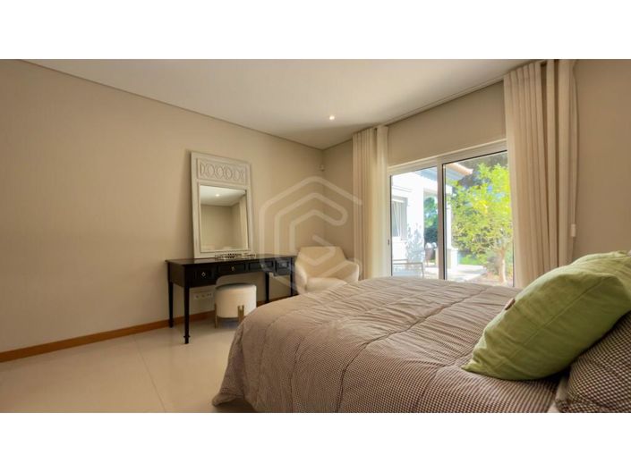 Image No.49-4 Bed House for sale