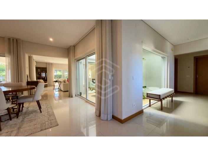 Image No.9-4 Bed House for sale