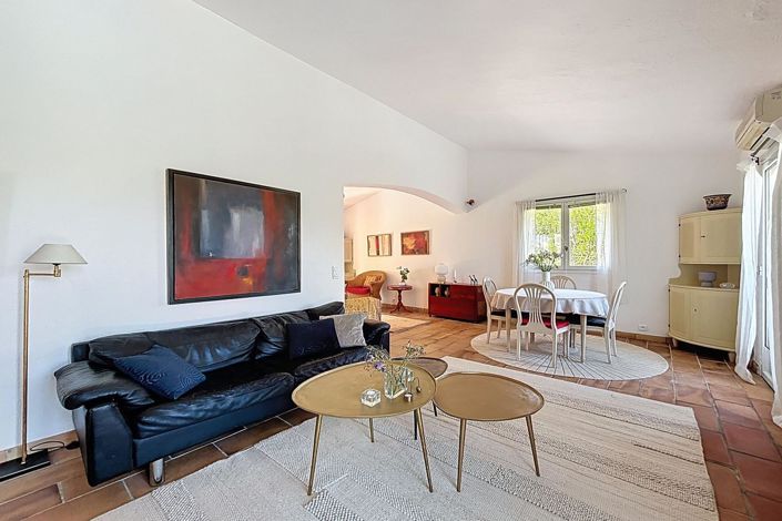 Image No.15-5 Bed House for sale