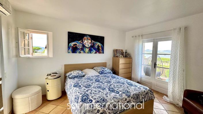 Image No.10-4 Bed House for sale