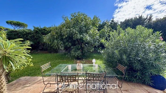 Image No.5-4 Bed House for sale