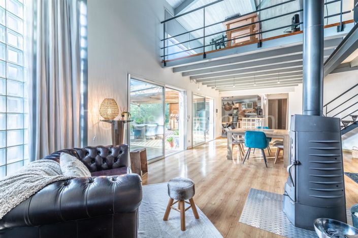 Image No.2-5 Bed House for sale