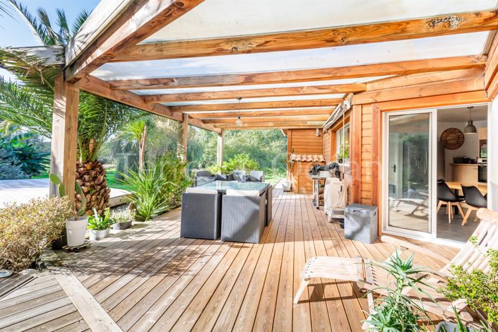 Image No.4-5 Bed House for sale