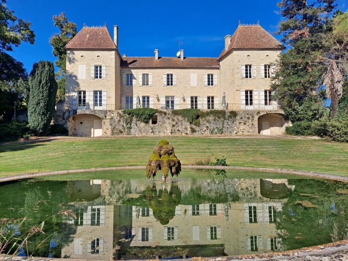 Image No.1-6 Bed Property for sale