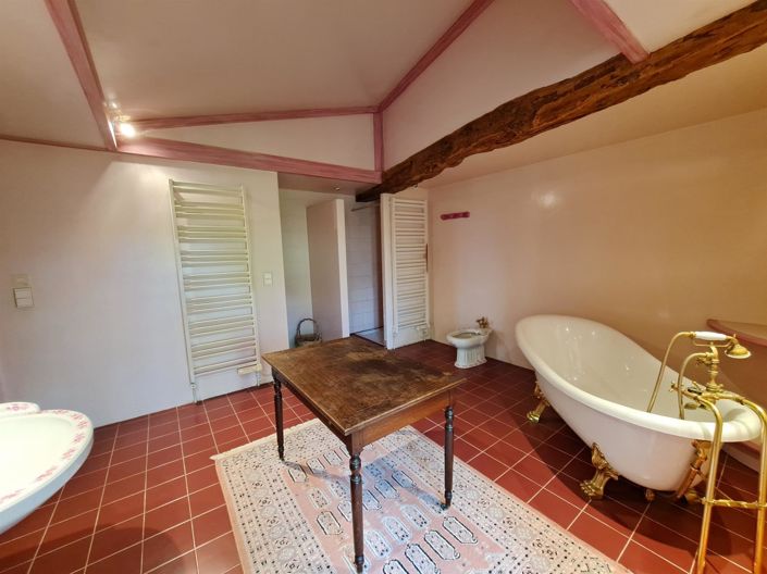 Image No.12-Propriété de 6 chambres à vendre à Condom