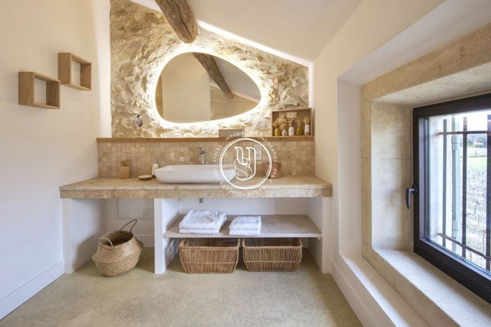 Image No.10-6 Bed House for sale