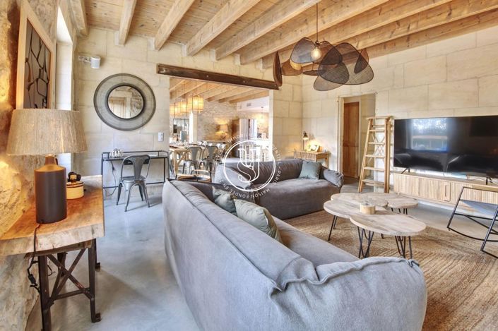 Image No.4-6 Bed House for sale