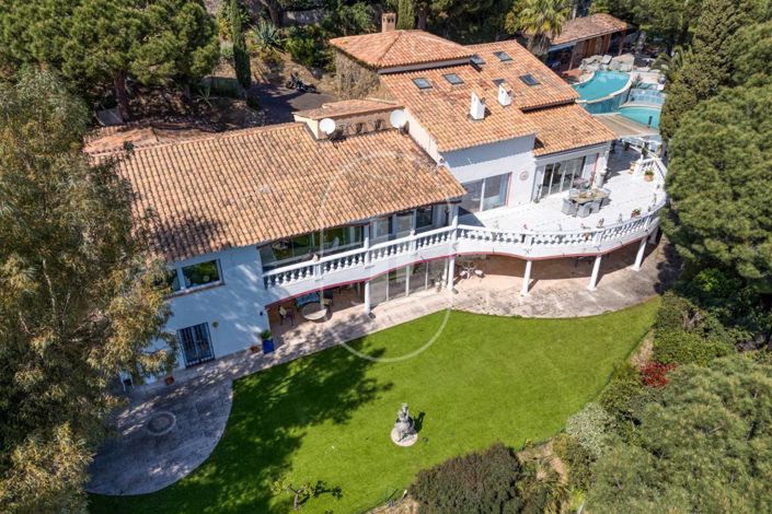 Image No.2-Maison de 7 chambres à vendre à Sainte-Maxime