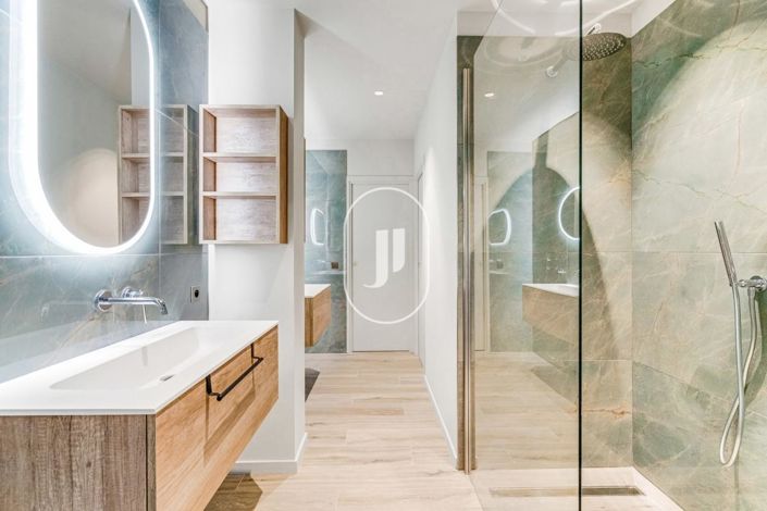 Image No.12-Maison de 5 chambres à vendre à Grimaud