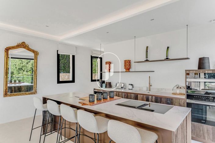 Image No.8-Maison de 5 chambres à vendre à Grimaud