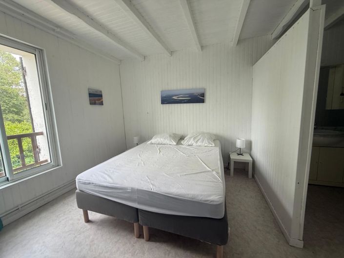 Image No.20-Maison de 8 chambres à vendre à Ménesplet