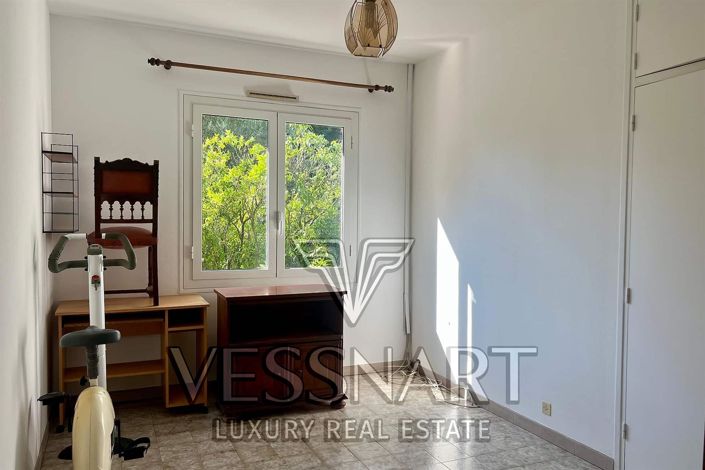 Image No.11-5 Bed House for sale