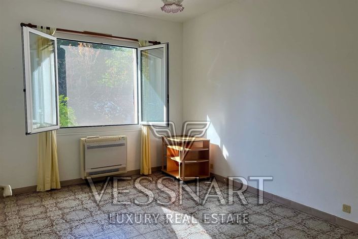 Image No.13-5 Bed House for sale