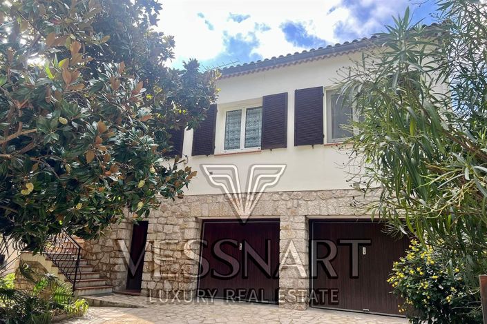 Image No.2-5 Bed House for sale