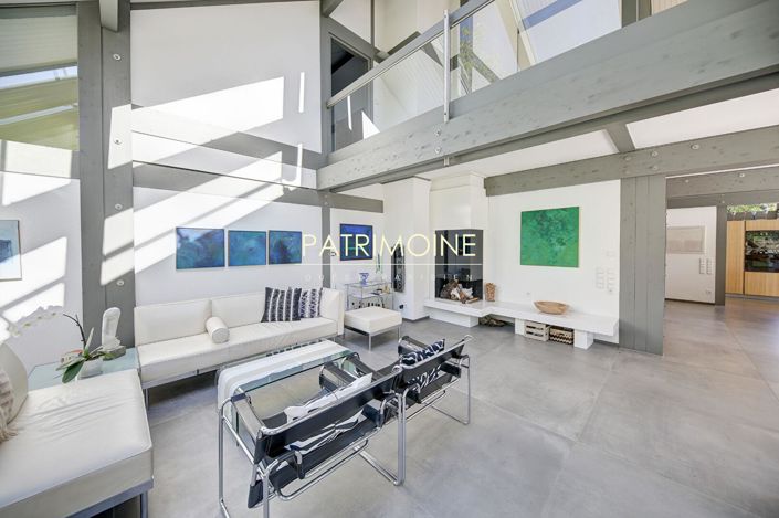 Image No.5-4 Bed Property for sale