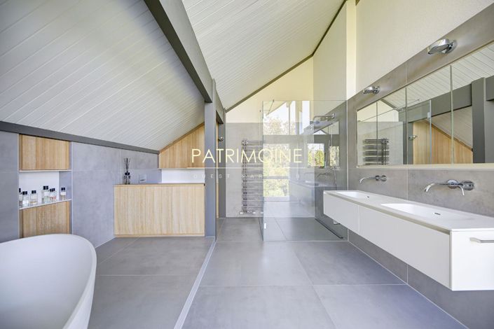 Image No.13-Propriété de 4 chambres à vendre à Feucherolles