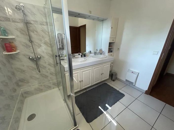 Image No.8-Maison de 4 chambres à vendre à Pépieux