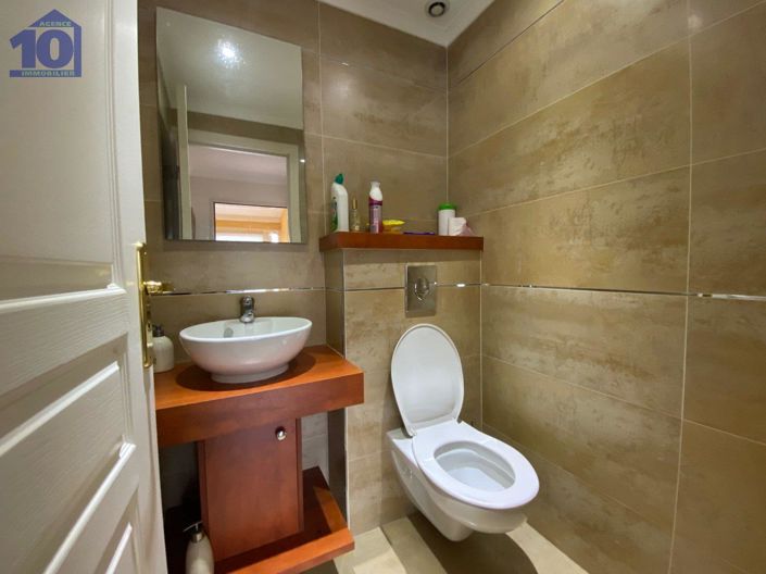 Image No.6-3 Bed House for sale