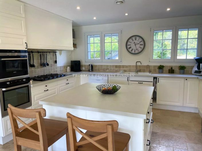 Image No.18-4 Bed House for sale