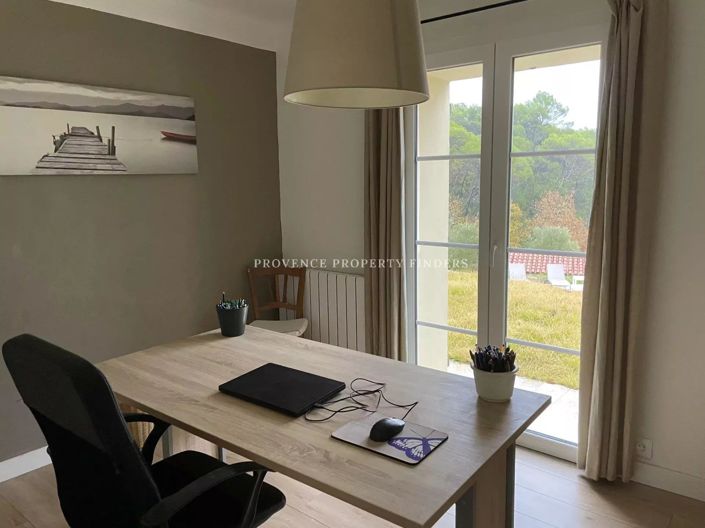 Image No.20-4 Bed House for sale