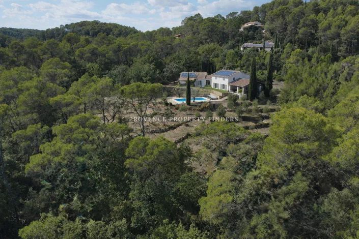 Image No.3-4 Bed House for sale